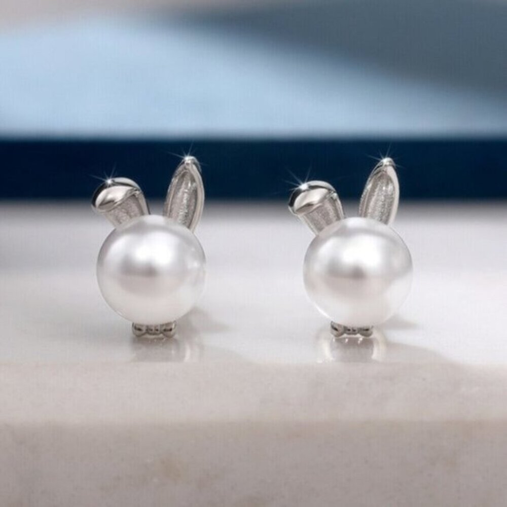 New Beautiful Sterling Silver Pearl Bunny Studs